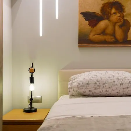 Angels Free Private Parking Apartment